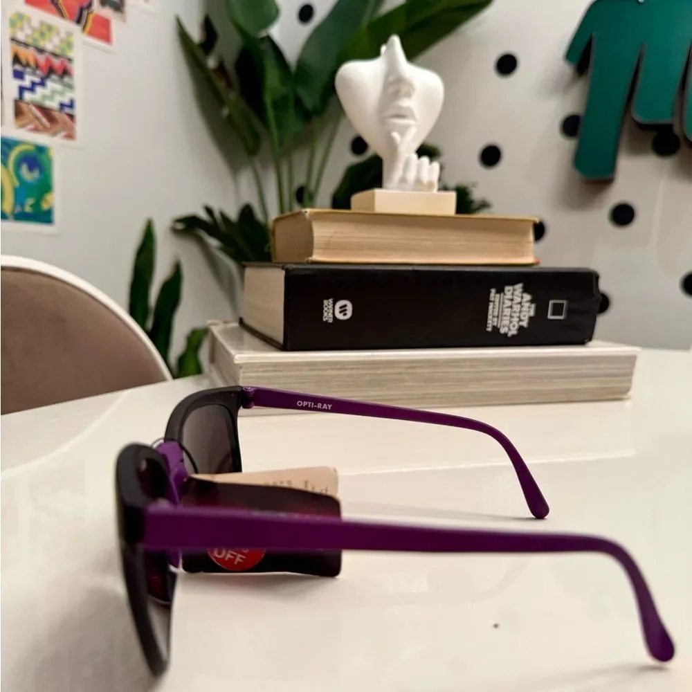 Rad True Vintage 1980s Deadstock Unisex Neon Violet Blue Lens Sunglasses